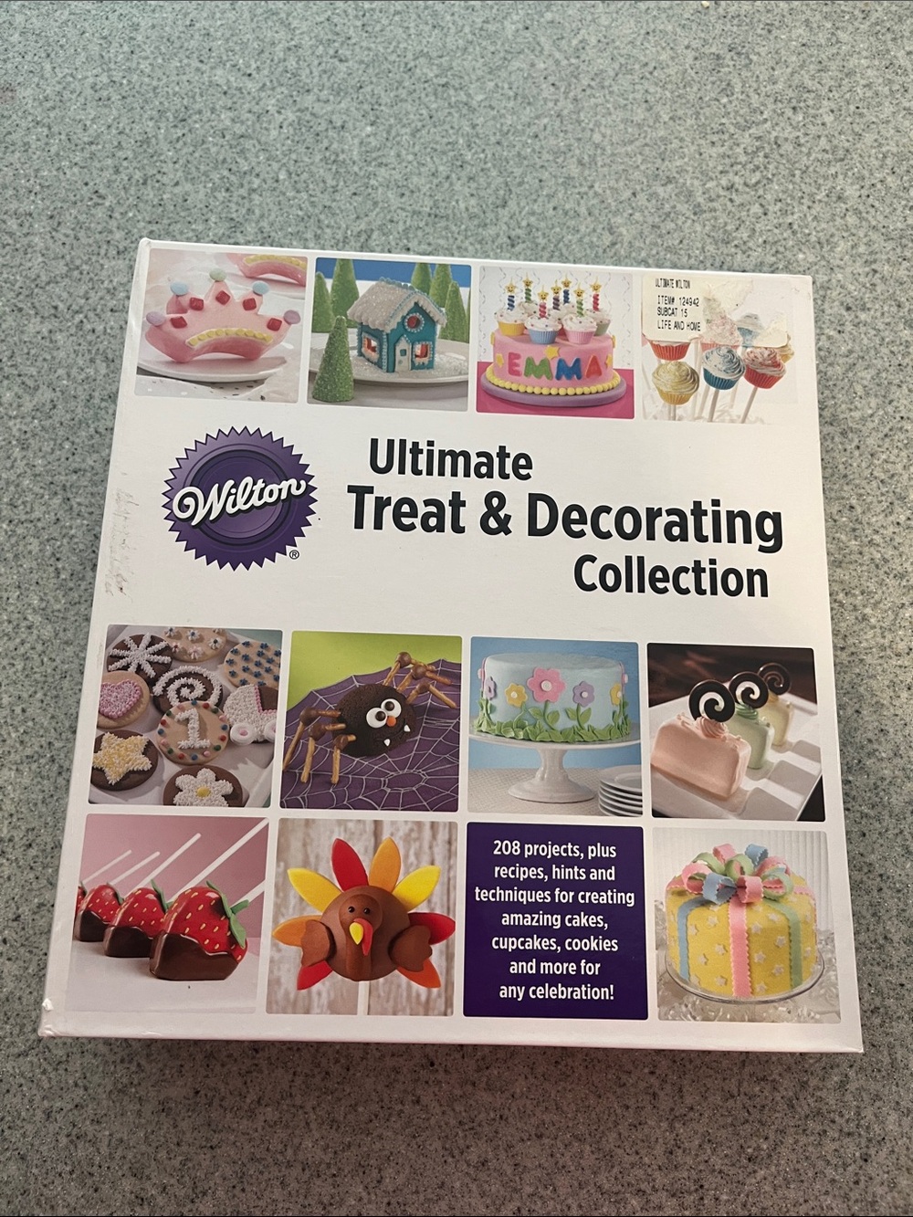 Wilton Ultimate Treat & Decorating Collection - White